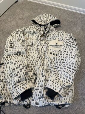 Men's size L Ski & Snowboard Grenade Jacket